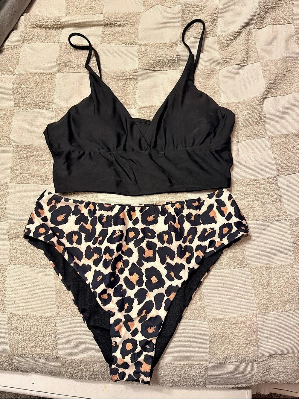 Leopard Print Bikini Size large Like New